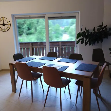 Appartementhaus Gleirscher アパート *